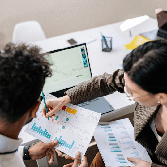 Aurelio Horizonte ilustración de análisis de rendimiento